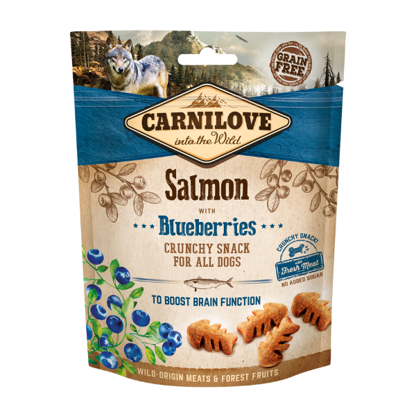 Carnilove Salmon & Blueberries treats for dogs. 