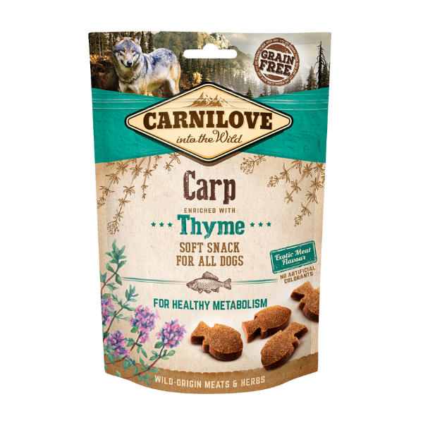 Carnilove soft snack with carp and thyme; label says grain-free, for all dogs, healthy metabolism, no dyes.